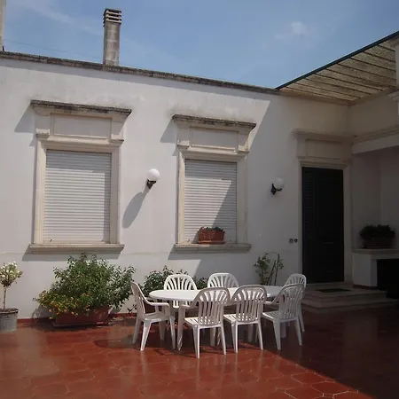 Ferienhaus Raffaela Sanarica